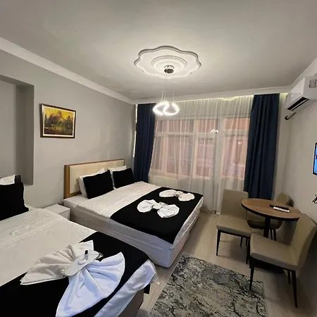 Taksim Millennium Suit Hotel Istanbul Exterior foto